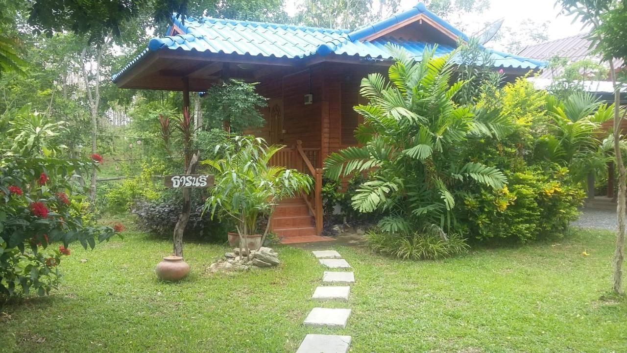 Samnaree Garden House Hotell Ban Phae Mai Exteriör bild